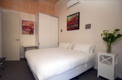 A Colourcity Apartments - Coogee Beach Accommodation 3