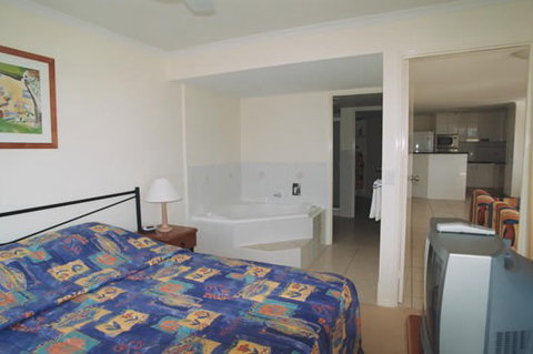 Bargara Blue Resort - Coogee Beach Accommodation 5