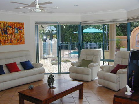 Golden Cane Bed And Breakfast - Coogee Beach Accommodation 0