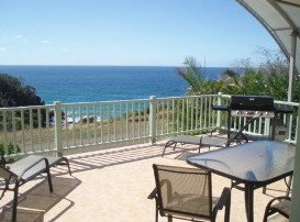 Seascape Holiday Home - Coogee Beach Accommodation 3