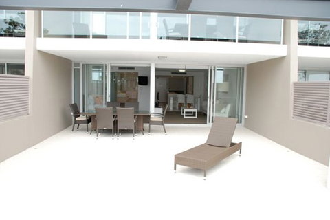 Echelon Apartments Yeppoon - Coogee Beach Accommodation 2