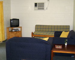 Sunlover Lodge Holiday Units And Cabins - Coogee Beach Accommodation 2
