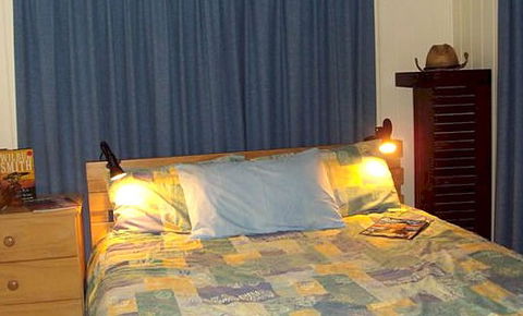 Orchid House - Coogee Beach Accommodation 0