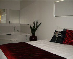 Barooga On Pier - Coogee Beach Accommodation 1