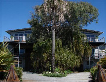 Shutters On The Beach - Coogee Beach Accommodation 1