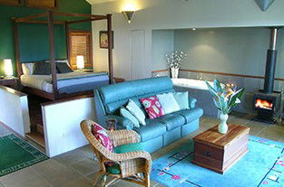 Mountain Edge Studios - Coogee Beach Accommodation 3