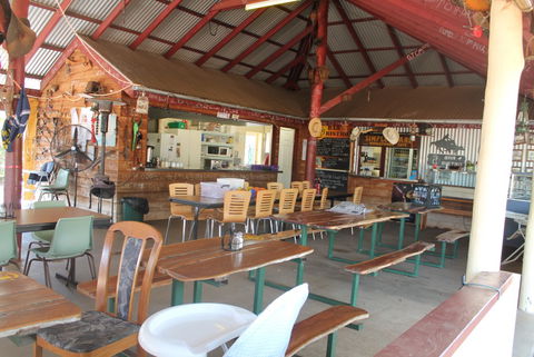Ironbark Inn Motel - Coogee Beach Accommodation 2