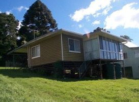Mountain Escape - Holiday Home - Coogee Beach Accommodation 0