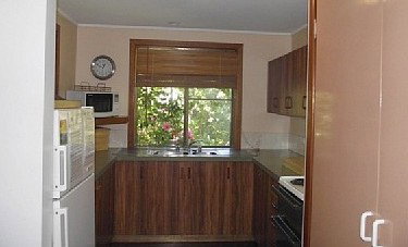 Kiah - Holiday Home - Coogee Beach Accommodation 4