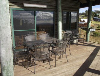 Bunya Paradise - Holiday Home - Coogee Beach Accommodation 4