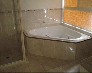 Bunya Romance - Holiday Home - Coogee Beach Accommodation 3