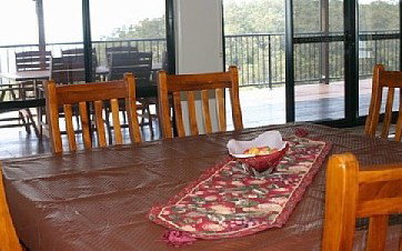 Bunya Romance - Holiday Home - Coogee Beach Accommodation 4