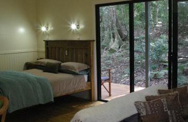 Whitewood Cottage - Bunya Mountains - Coogee Beach Accommodation 4