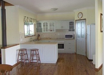 Far Horizons - Holiday Home - Coogee Beach Accommodation 1