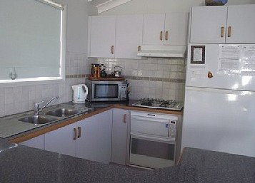 Ana Pana - Holiday Home - Coogee Beach Accommodation 3