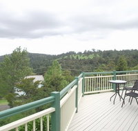 Bunya Views - Holiday Home - Coogee Beach Accommodation