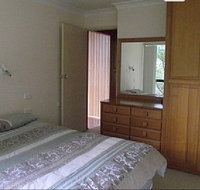 Bowen House - Holiday Home - Coogee Beach Accommodation