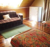 Sanctuary - Holiday Home - Coogee Beach Accommodation