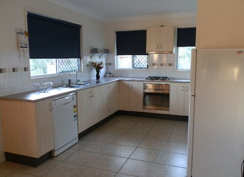 Peppertree Cabins Kingaroy - Coogee Beach Accommodation 4