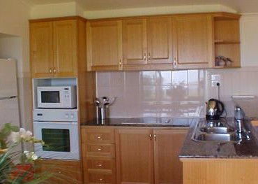 Hillview Cottages - Coogee Beach Accommodation 1