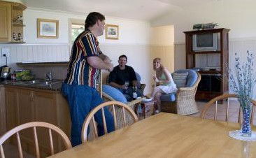 Hillview Cottages - Coogee Beach Accommodation 2