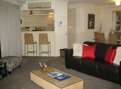 Contessa Holiday Apartments - Coogee Beach Accommodation 1