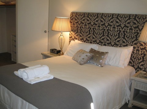 Contessa Holiday Apartments - Coogee Beach Accommodation 5
