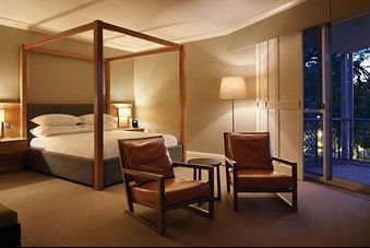 InterContinental Sanctuary Cove Resort - Coogee Beach Accommodation 4