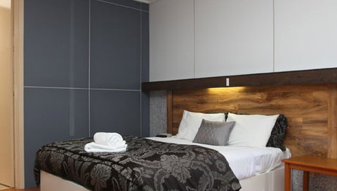 Golden Leaf Motel - Coogee Beach Accommodation 3