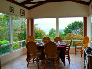 Albany View Street Lodge Bed And Breakfast And Art Studio - Coogee Beach Accommodation 0