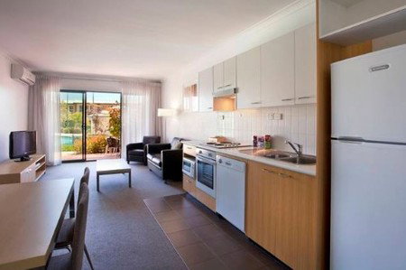 Best Western Plus Ascot Serviced Apartments - Coogee Beach Accommodation 1