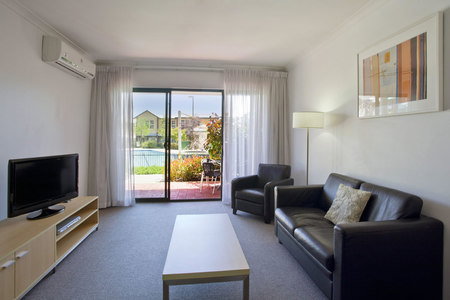 Best Western Plus Ascot Serviced Apartments - Coogee Beach Accommodation 3