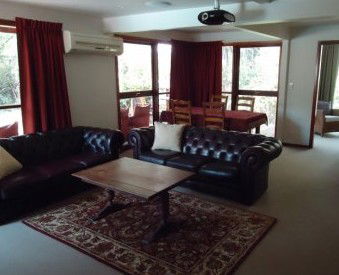 Fairy Wren Lodge Bed & Breakfast - Coogee Beach Accommodation 2