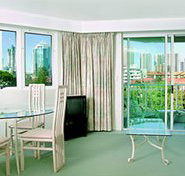 Emerald Apartments - Coogee Beach Accommodation