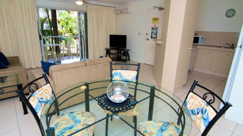 Apartments Paradise Grove - Coogee Beach Accommodation 2