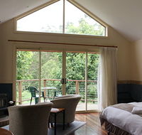 Tamborine Gardens - Coogee Beach Accommodation