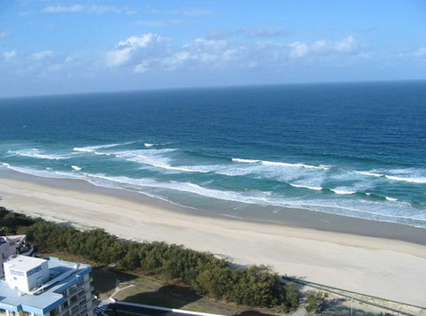 Golden Gate Resort - Coogee Beach Accommodation 1