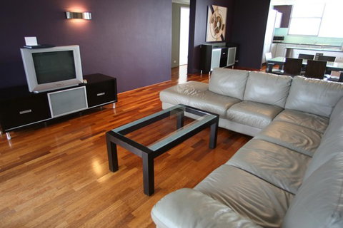 Golden Gate Resort - Coogee Beach Accommodation 5