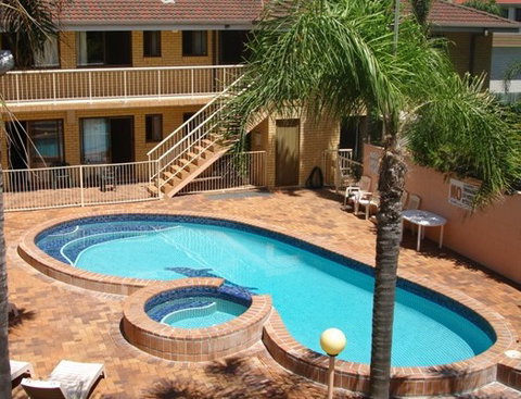 Paradise Inn - Coogee Beach Accommodation 2