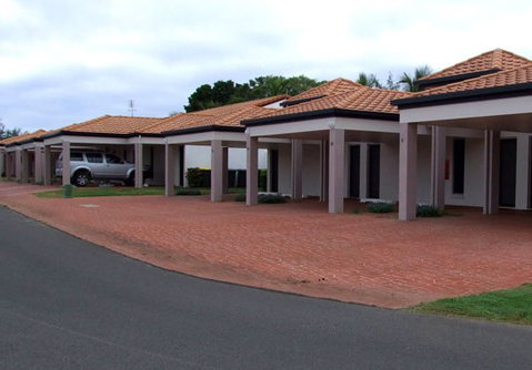 Coral Cove Resort - Coogee Beach Accommodation 0