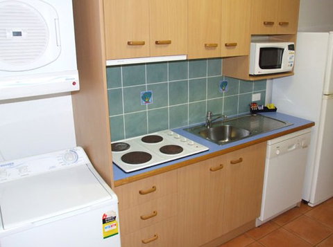 Coral Cove Resort - Coogee Beach Accommodation 2