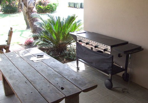 Coral Cove Resort - Coogee Beach Accommodation 5