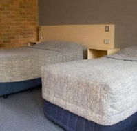 Bribie Island Hotel - Coogee Beach Accommodation