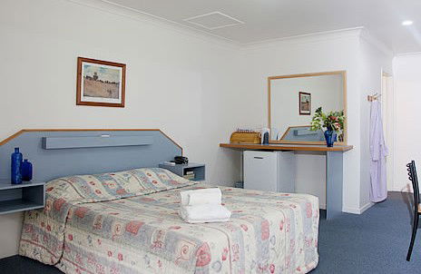 Country Lodge Motel - Coogee Beach Accommodation 4