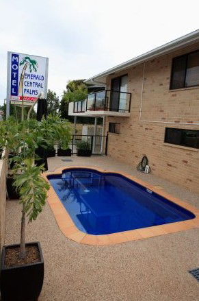 Emerald Central Palms Motel - Coogee Beach Accommodation 1
