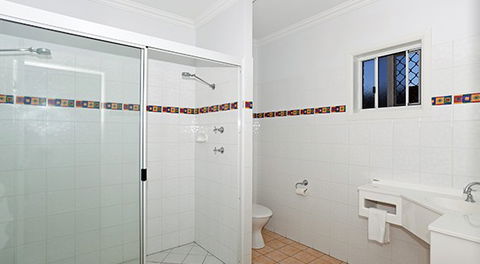 Charters Towers Heritage Lodge - Coogee Beach Accommodation 4