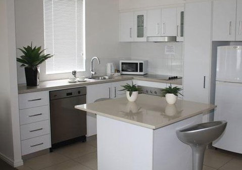 BEST WESTERN PLUS  Cairns Central Apartments - Coogee Beach Accommodation 1
