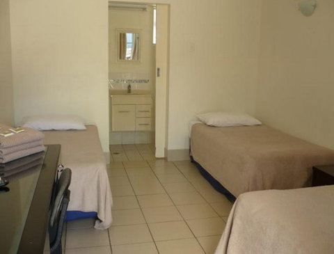 Black Marlin Motel - Coogee Beach Accommodation 1