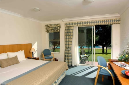 Australis Retreat At Wisemans - Coogee Beach Accommodation 5