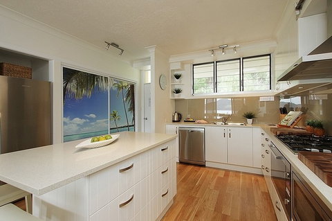 Whitsunday Holidays - Coogee Beach Accommodation 3